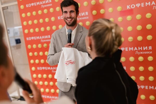 Новости Кофемании - Гейм, сет, матч: как прошло открытие «Кофемании» во Дворце тенниса Новости Кофемании - Гейм, сет, матч: как прошло открытие «Кофемании» во Дворце тенниса