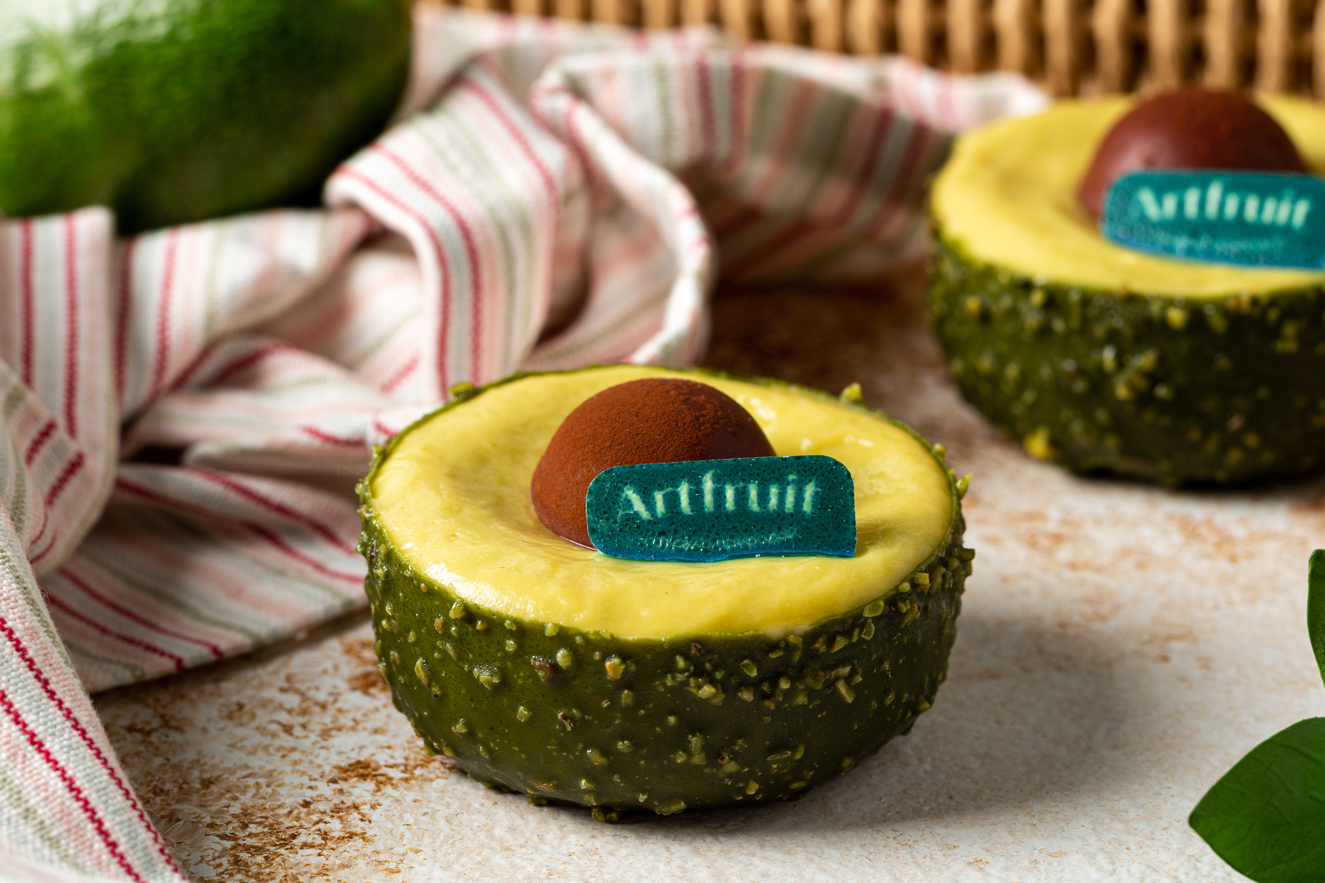 Новости Кофемании - Попробуйте десерт ARTFRUIT и выиграйте полугодовой запас авокадо и ягод 